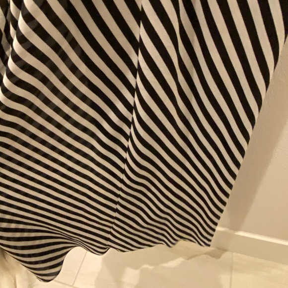 Greyson black and white striped maxi dress-size xs - Picture 8 of 12